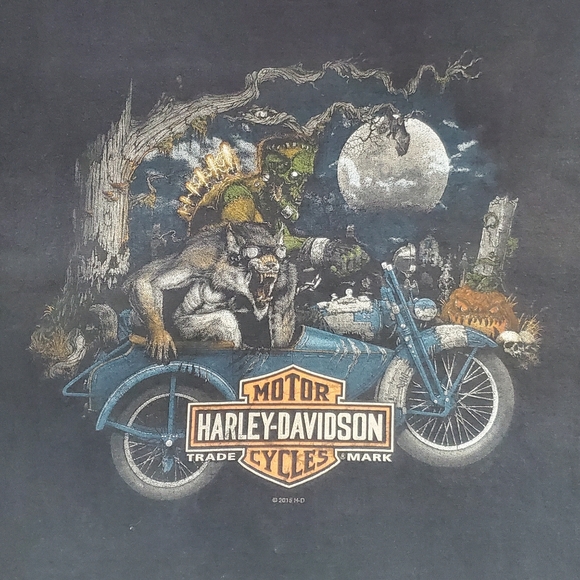 *SOLD* Frankenstein and Werewolf Harley Davidson Tshirt - Picture 5 of 8
